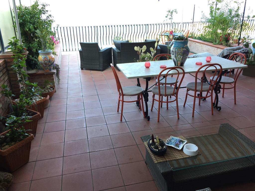 B&B La Terrazza Sul Mare Taormina Exterior photo