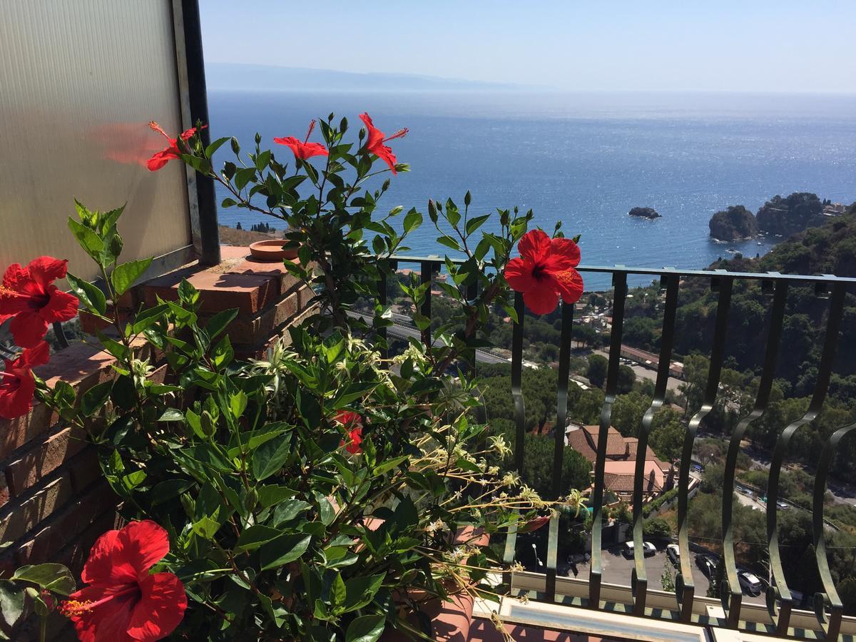 B&B La Terrazza Sul Mare Taormina Exterior photo